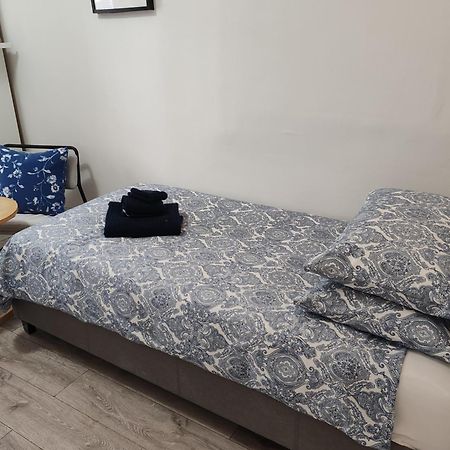 Kilburn High Road Studio Apartments 伦敦 外观 照片