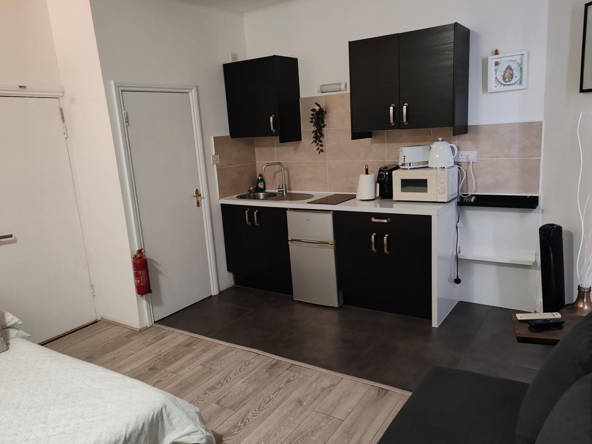 Kilburn High Road Studio Apartments 伦敦 外观 照片